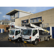 De bedrijfsnaam is a-b verhuislift verhuur Amsterdam
