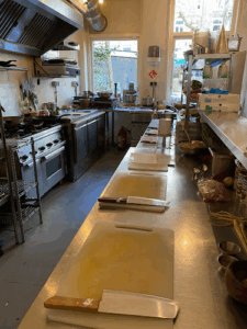 De bedrijfsnaam is Amsterdam cooking workshops