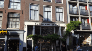 De bedrijfsnaam is barney's coffeeshop