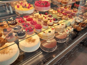De bedrijfsnaam is boulangerie marrakech