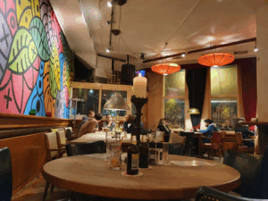 De bedrijfsnaam is cafe schuim