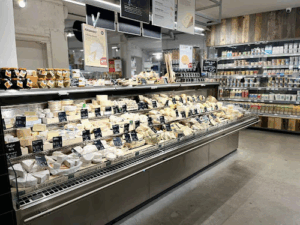 De bedrijfsnaam is Ekoplaza Foodmarqt Hoofddorpweg