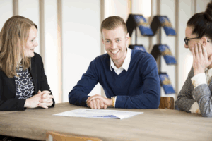 De bedrijfsnaam is fris taxaties & vastgoedadvisering