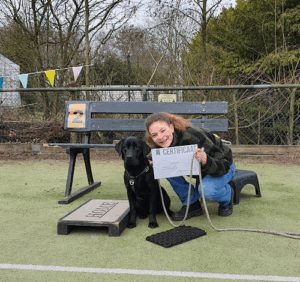 De bedrijfsnaam is hondenschool loebas amsterdam noord