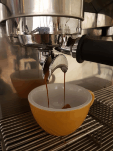 De bedrijfsnaam is jones brothers coffee company