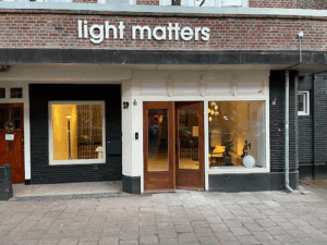 De bedrijfsnaam is Light Matters