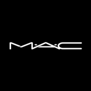 De bedrijfsnaam is M.A.C Store Leidsestraat