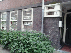 De bedrijfsnaam is Mercator dierenkliniek