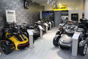 De bedrijfsnaam is Motorcompany