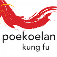 De bedrijfsnaam is poekoelan kung fu