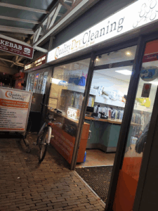 De bedrijfsnaam is quality dry cleaning xl