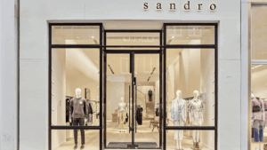 De bedrijfsnaam is Sandro