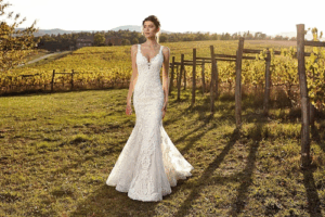 De bedrijfsnaam is Sara's Bridal