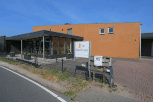 De bedrijfsnaam is stad & land dierenklinieken