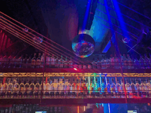 De bedrijfsnaam is Taboo Bar Amsterdam