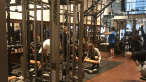 De bedrijfsnaam is The Athletic Club